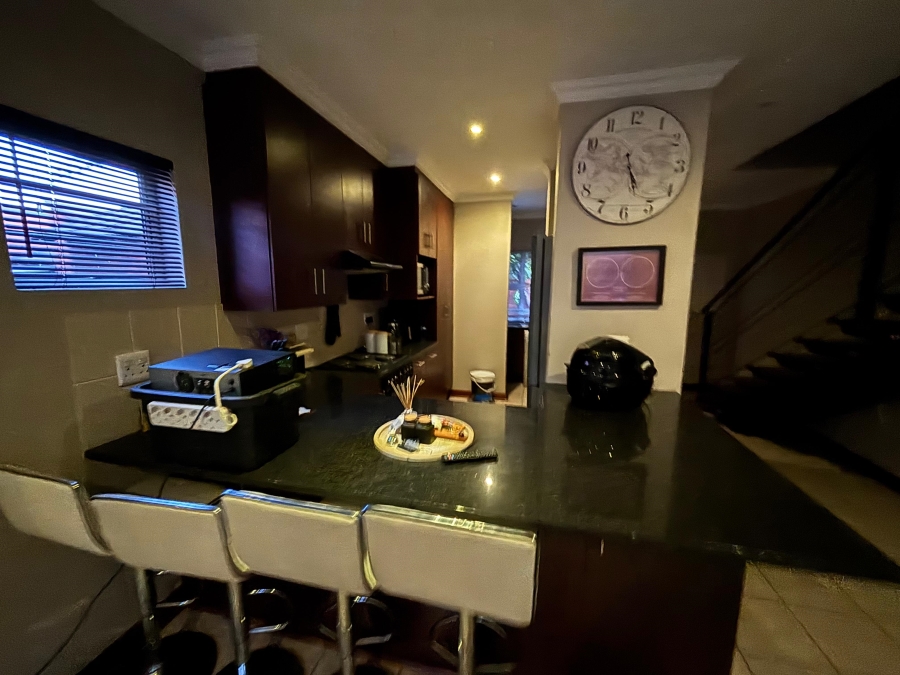 To Let 2 Bedroom Property for Rent in Pentagon Park Free State